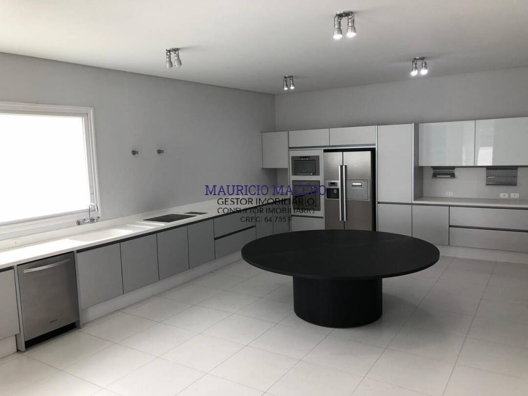 Casa para alugar com 4 quartos, 1605m² - Foto 19