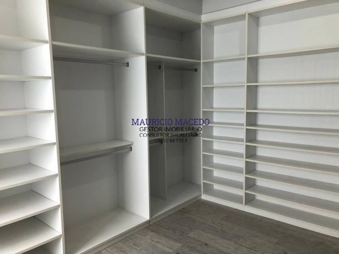 Casa para alugar com 4 quartos, 1605m² - Foto 7