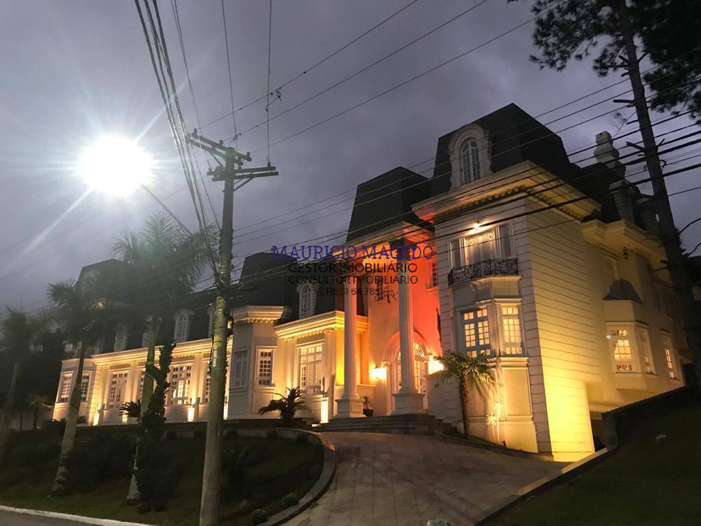 INDESCRITIVEL MANSAO ESTILO CHATEAU FRANCES!
