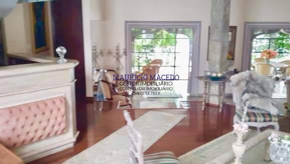 Casa à venda com 4 quartos, 550m² - Foto 8