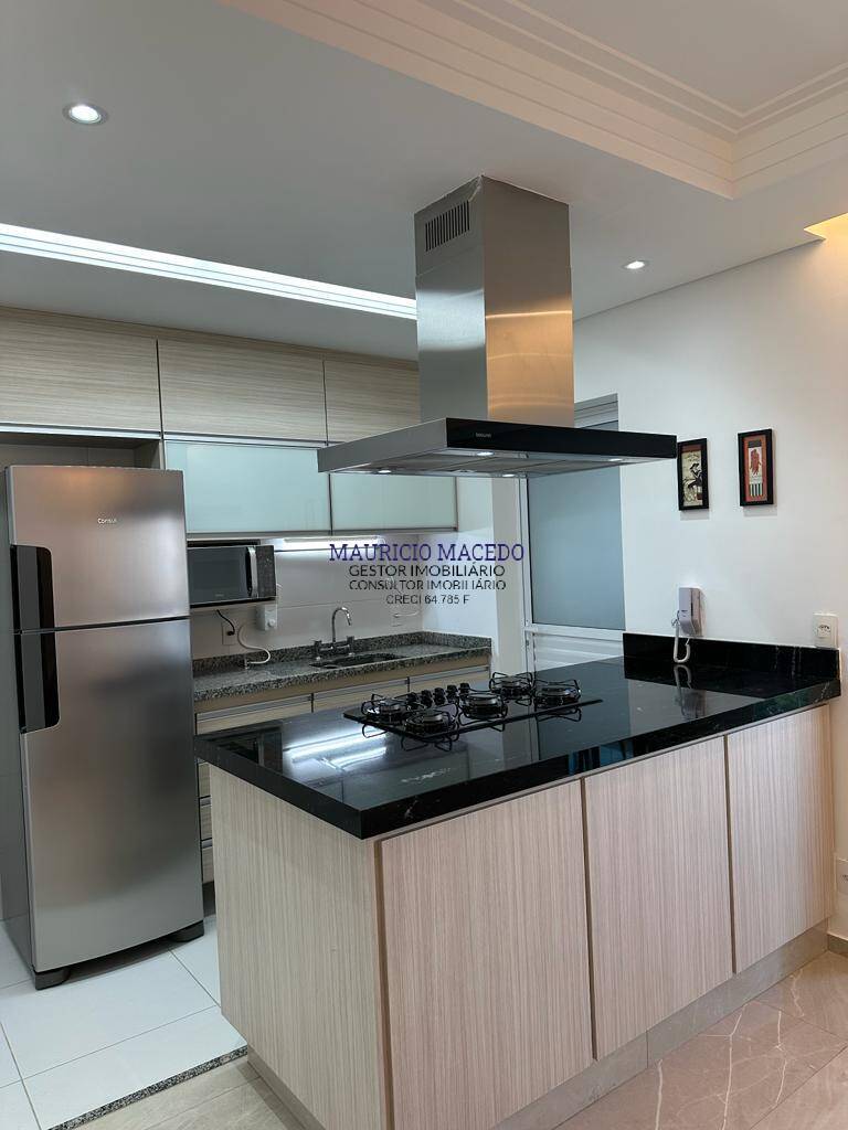 Apartamento para alugar com 3 quartos, 98m² - Foto 11