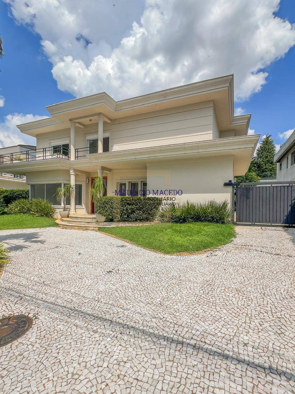 OPORTUNIDADE EM RESIDENCIAL TOP!