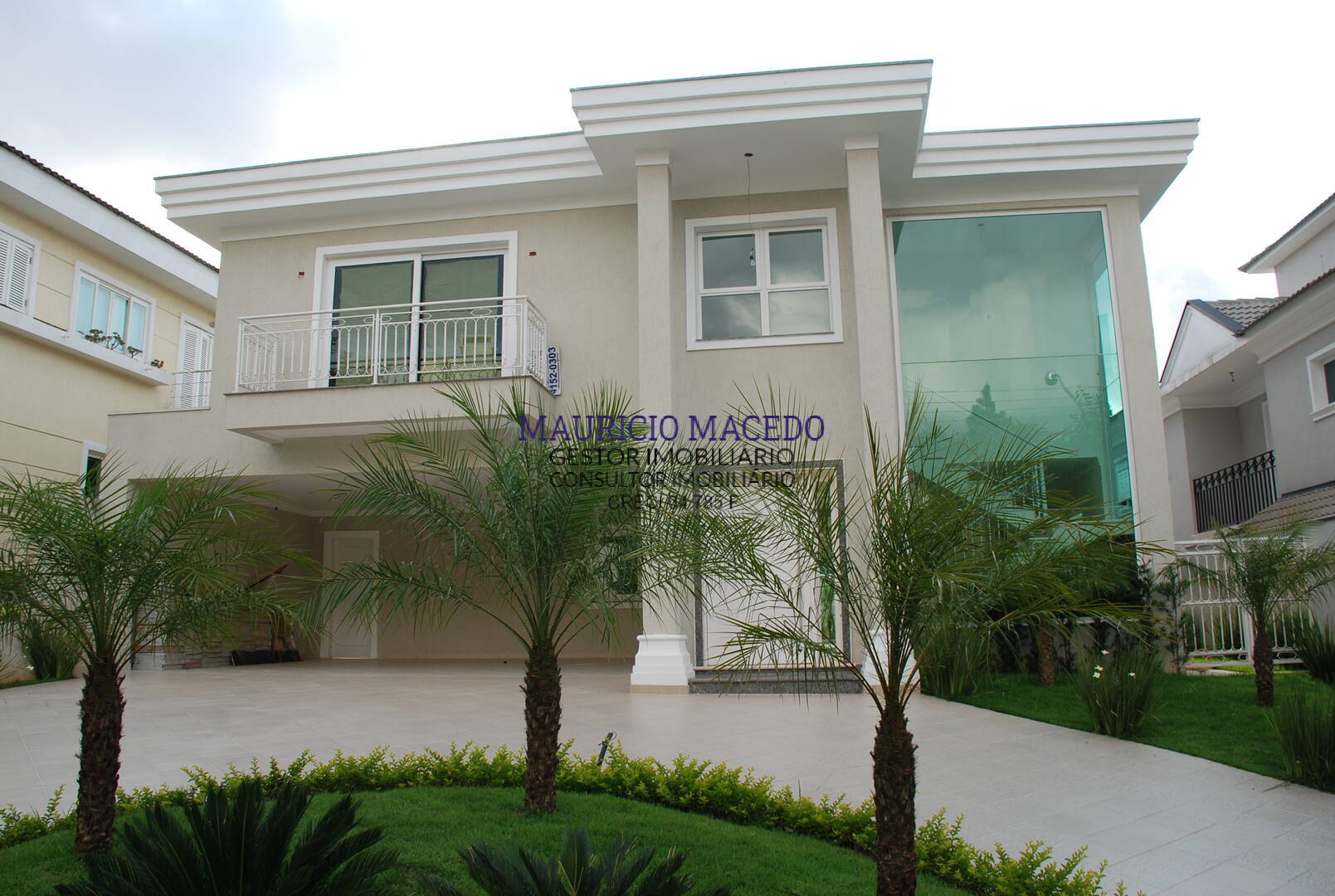 Casa para alugar com 4 quartos, 400m² - Foto 1