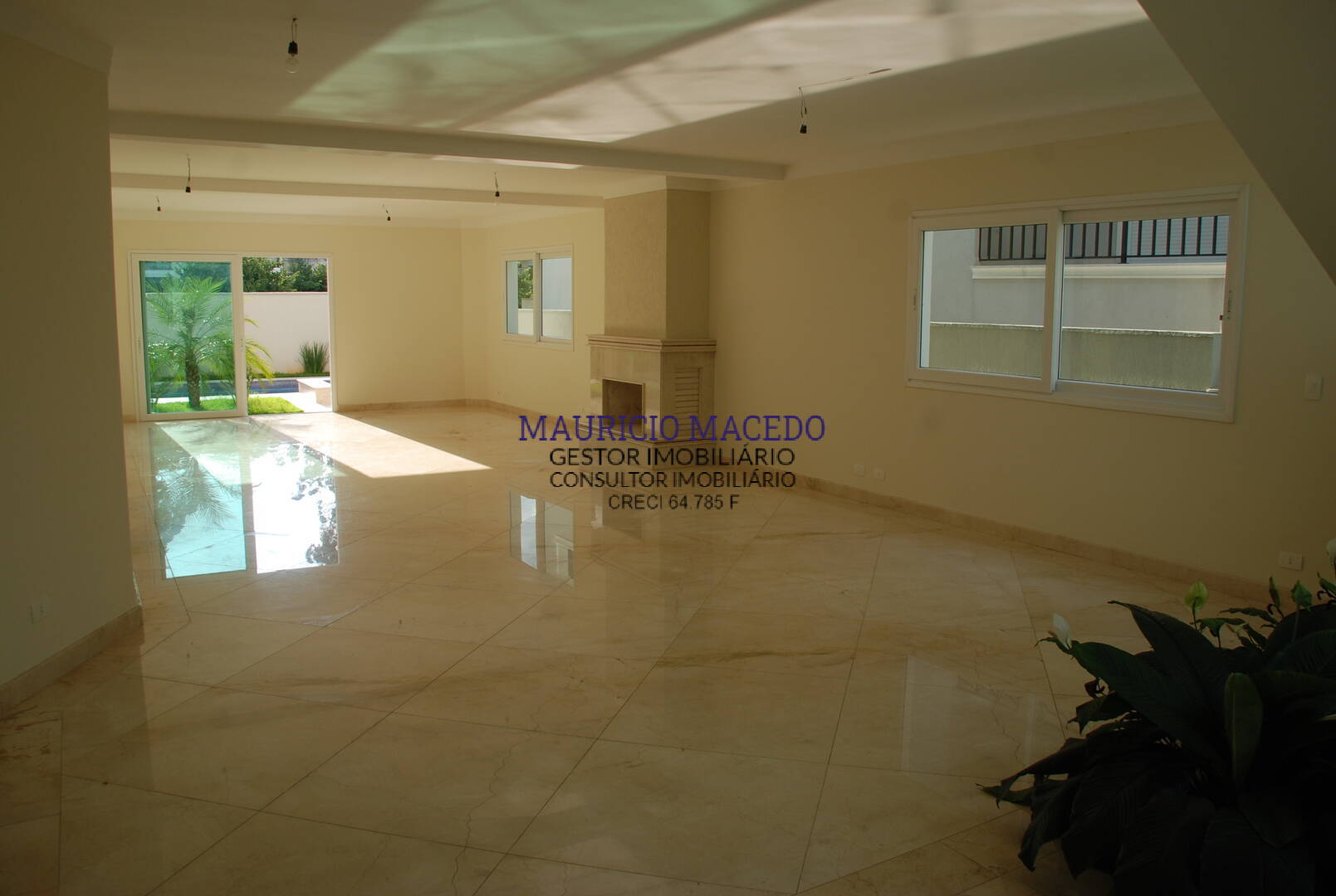 Casa para alugar com 4 quartos, 400m² - Foto 3