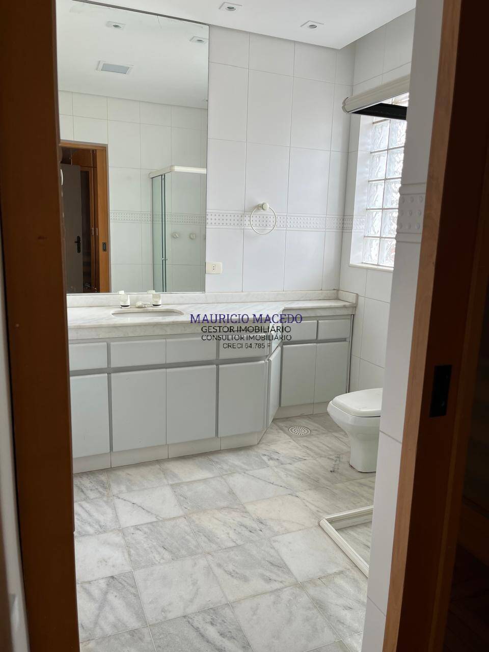 Casa à venda e aluguel com 4 quartos, 570m² - Foto 8