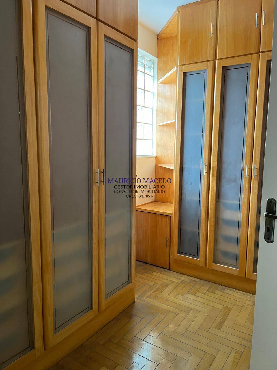 Casa à venda e aluguel com 4 quartos, 570m² - Foto 9