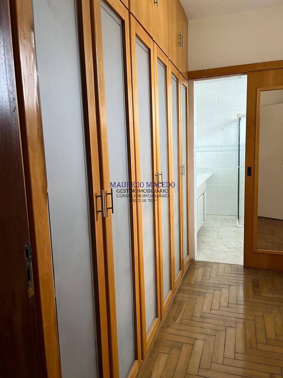 Casa à venda e aluguel com 4 quartos, 570m² - Foto 15