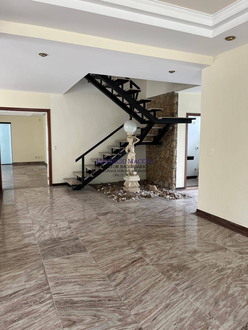 Casa à venda e aluguel com 4 quartos, 570m² - Foto 19