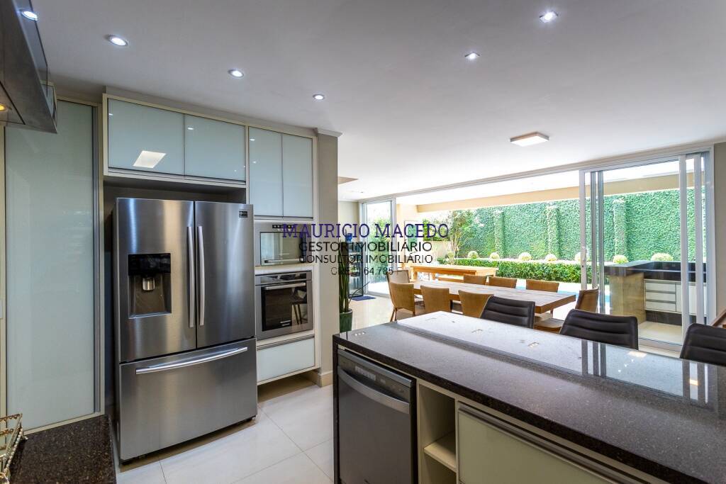 Casa à venda e aluguel com 5 quartos, 340m² - Foto 6
