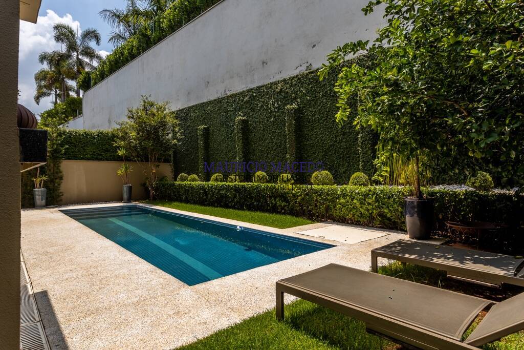 Casa à venda e aluguel com 5 quartos, 340m² - Foto 24