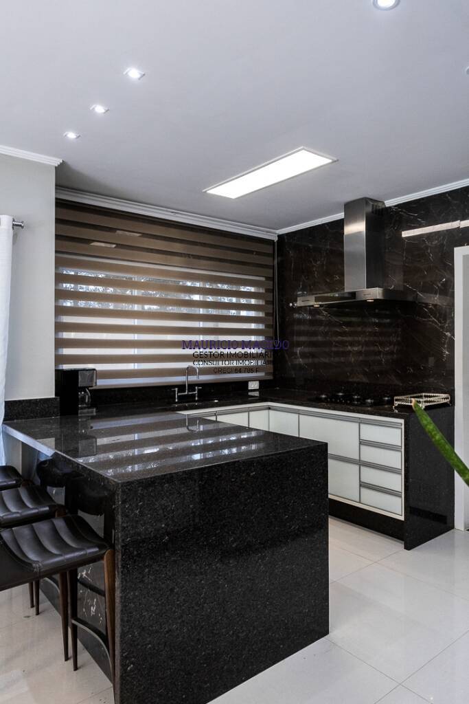 Casa à venda e aluguel com 5 quartos, 340m² - Foto 40