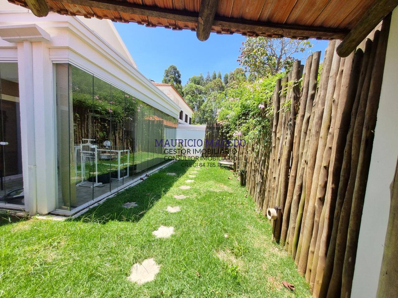Casa à venda e aluguel com 4 quartos, 300m² - Foto 11