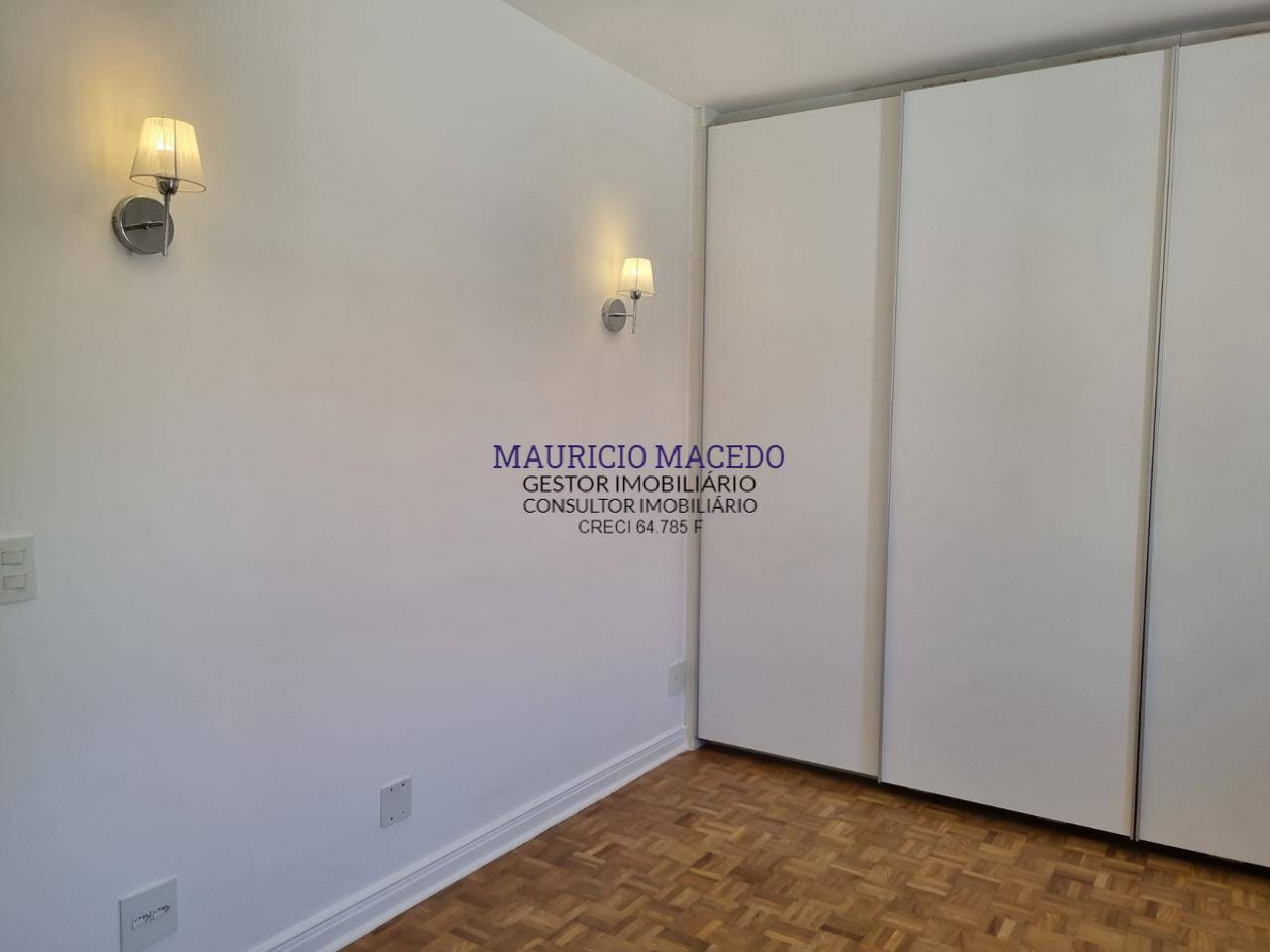 Casa à venda e aluguel com 4 quartos, 300m² - Foto 18