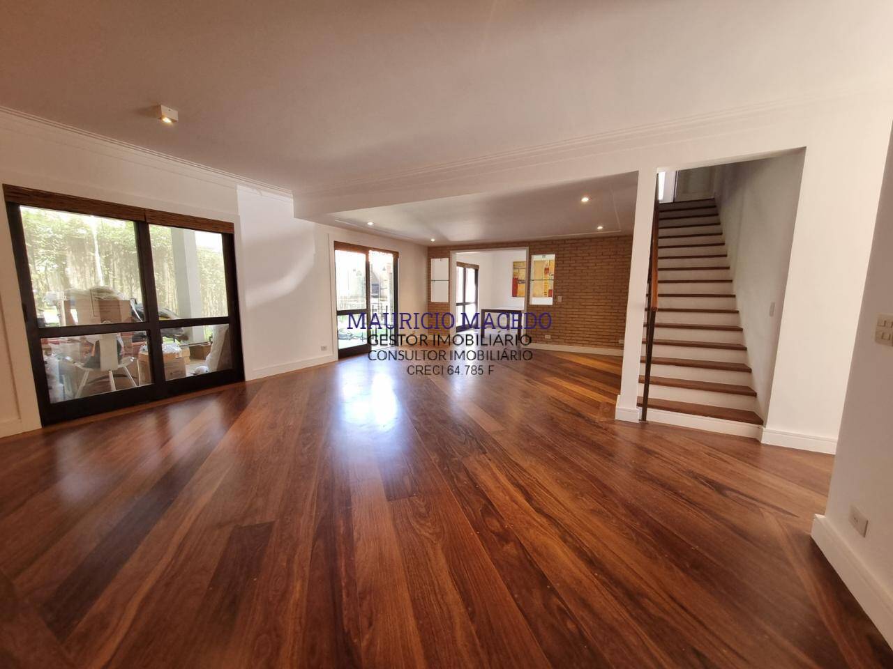 Casa à venda e aluguel com 4 quartos, 300m² - Foto 21