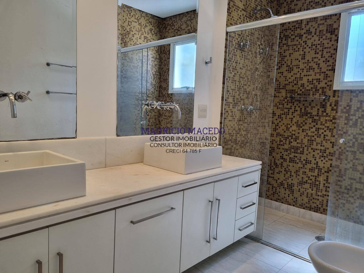 Casa à venda e aluguel com 4 quartos, 300m² - Foto 31