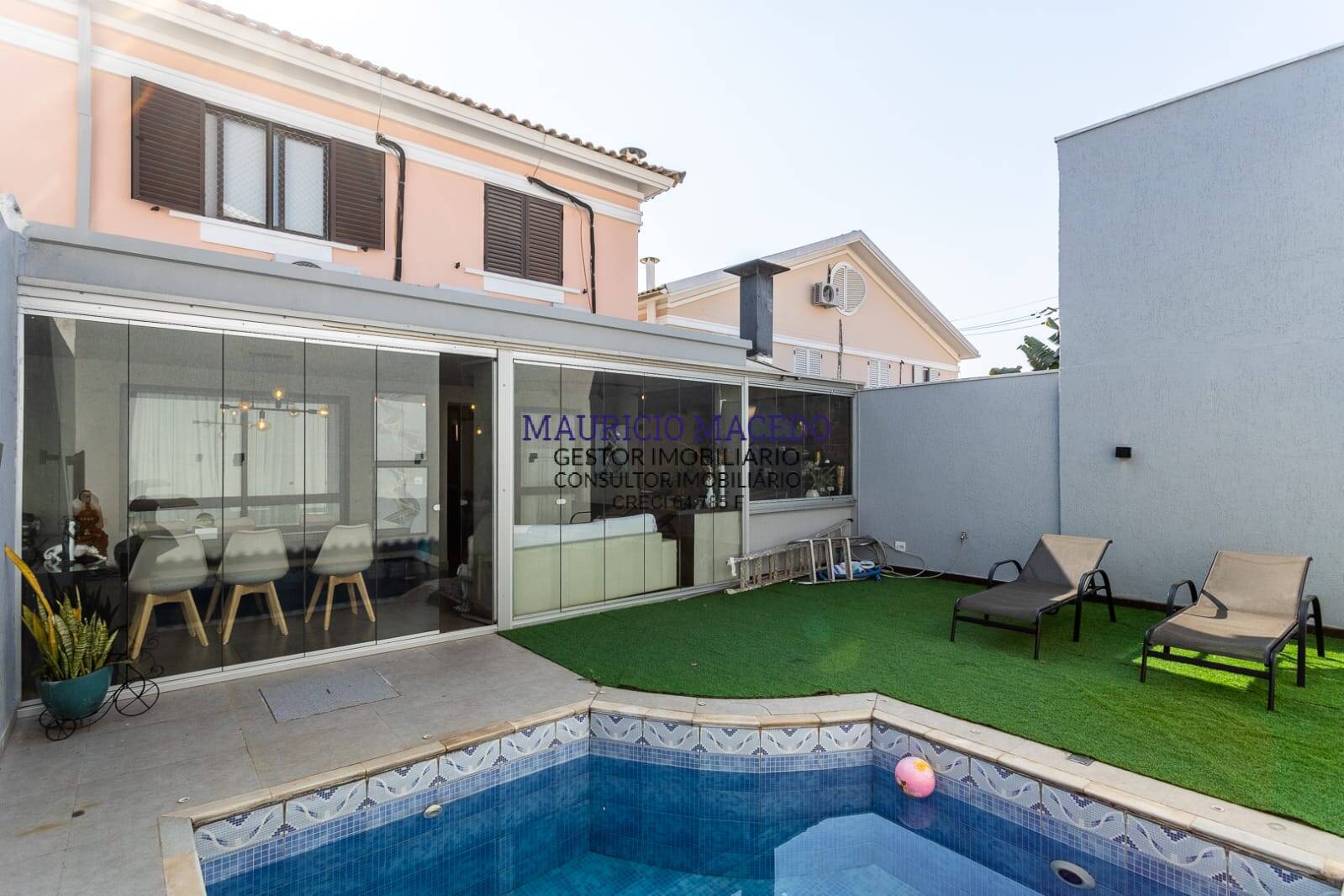 Casa à venda e aluguel com 2 quartos, 163m² - Foto 1