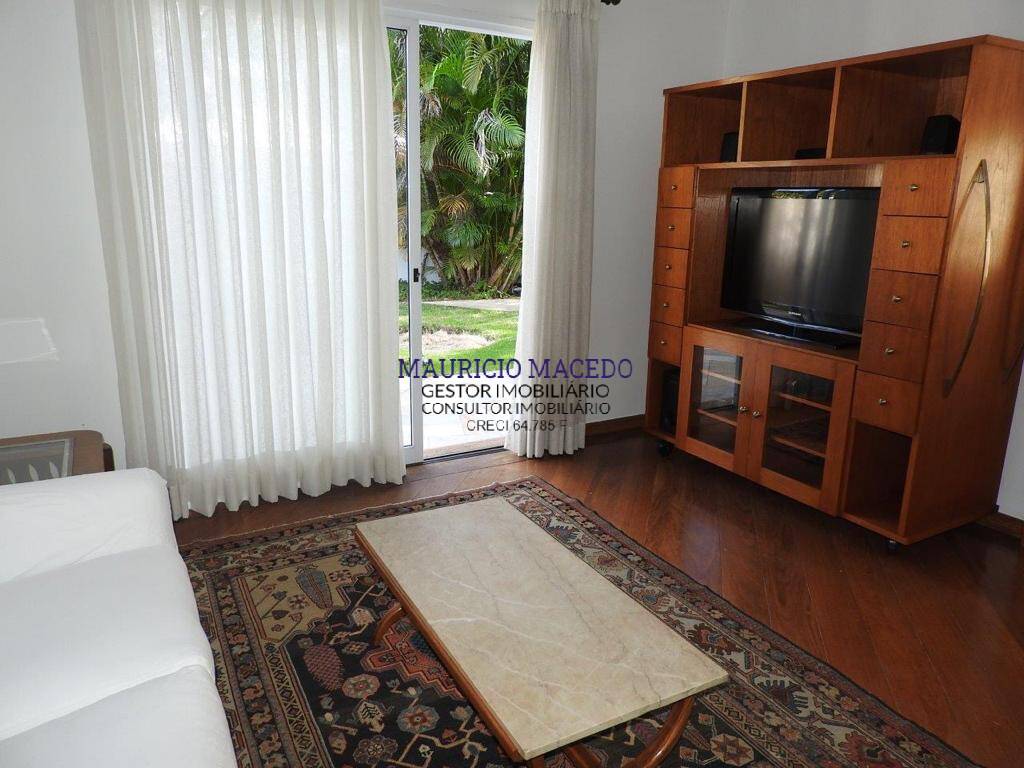 Casa para alugar com 4 quartos, 400m² - Foto 5