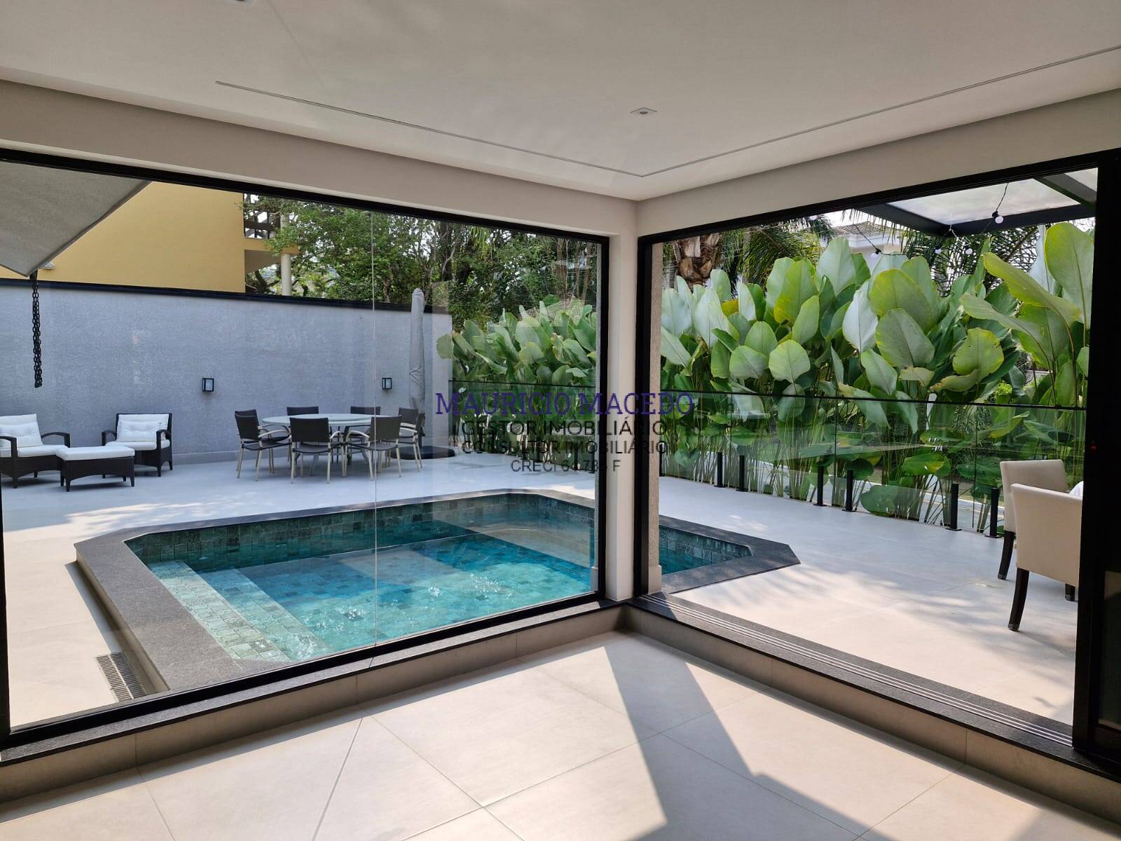 Casa para alugar com 3 quartos, 290m² - Foto 10