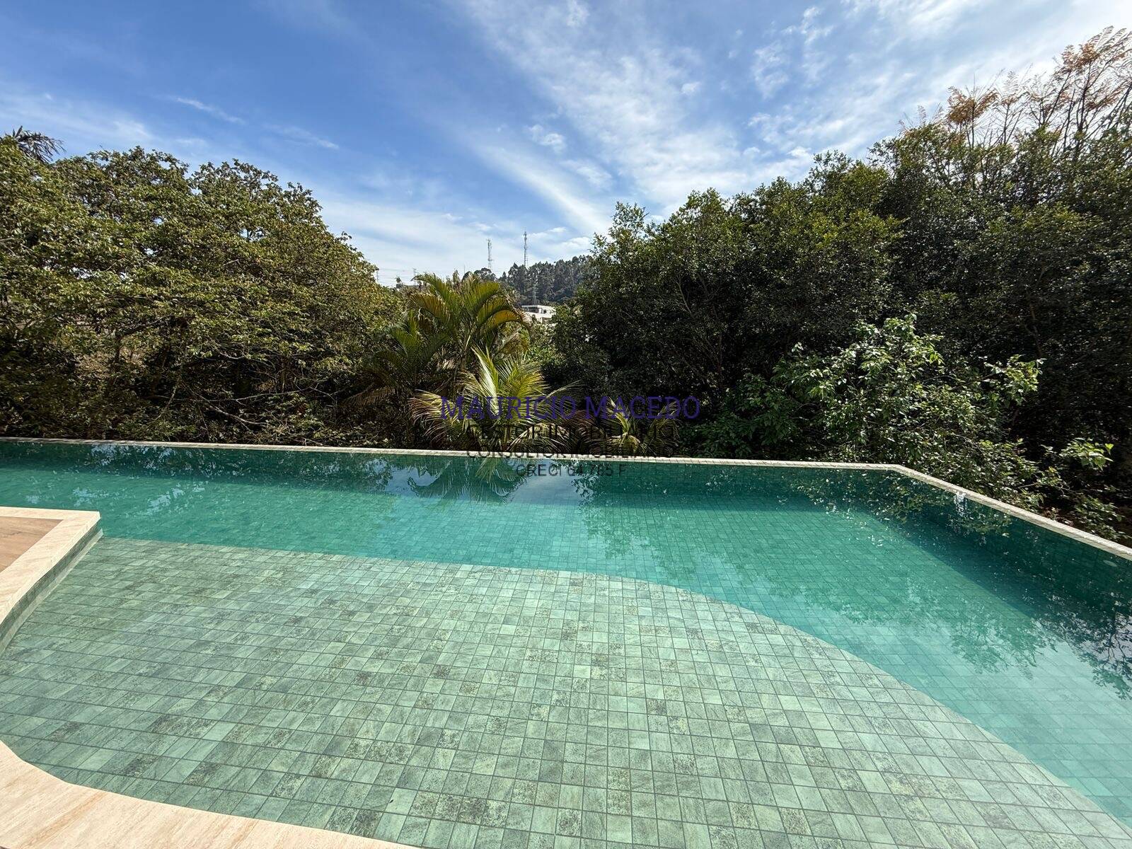 Casa, 6 quartos, 1800 m² - Foto 6