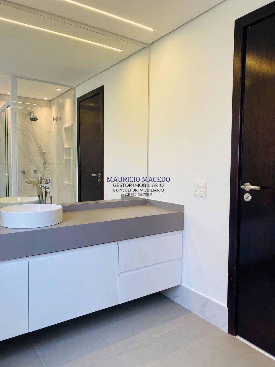 Casa à venda com 4 quartos, 500m² - Foto 4