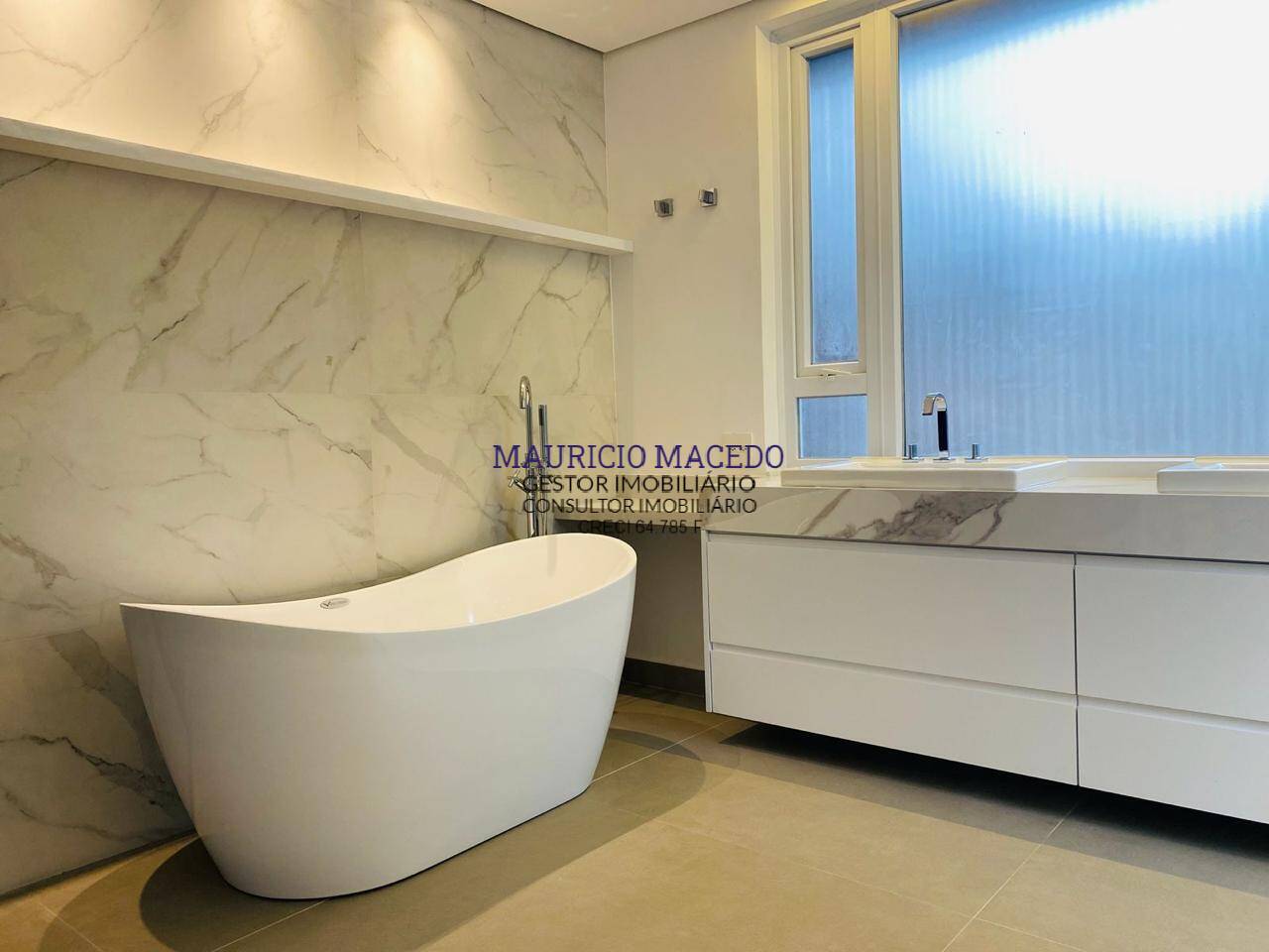 Casa à venda com 4 quartos, 500m² - Foto 9