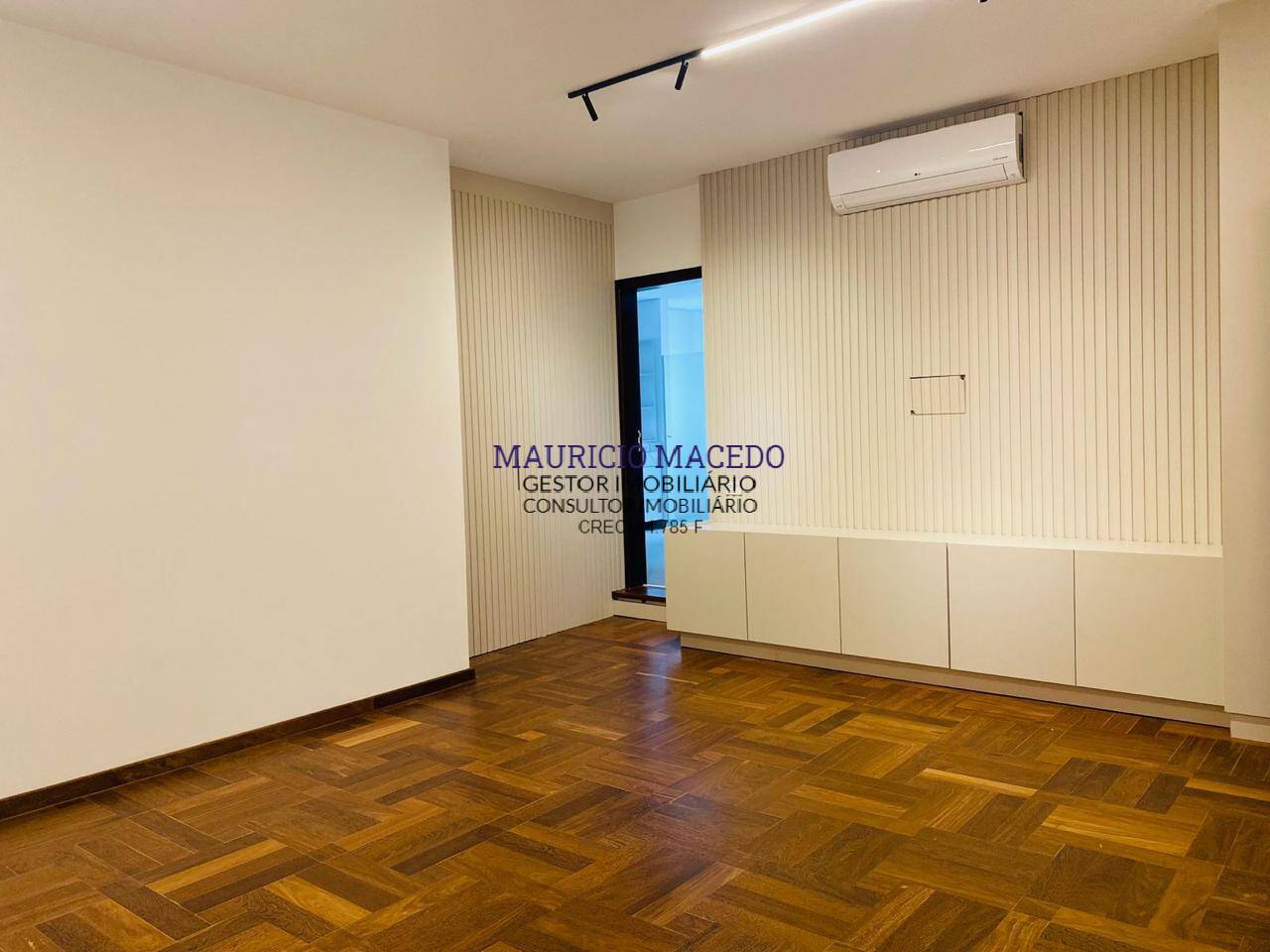 Casa à venda com 4 quartos, 500m² - Foto 8