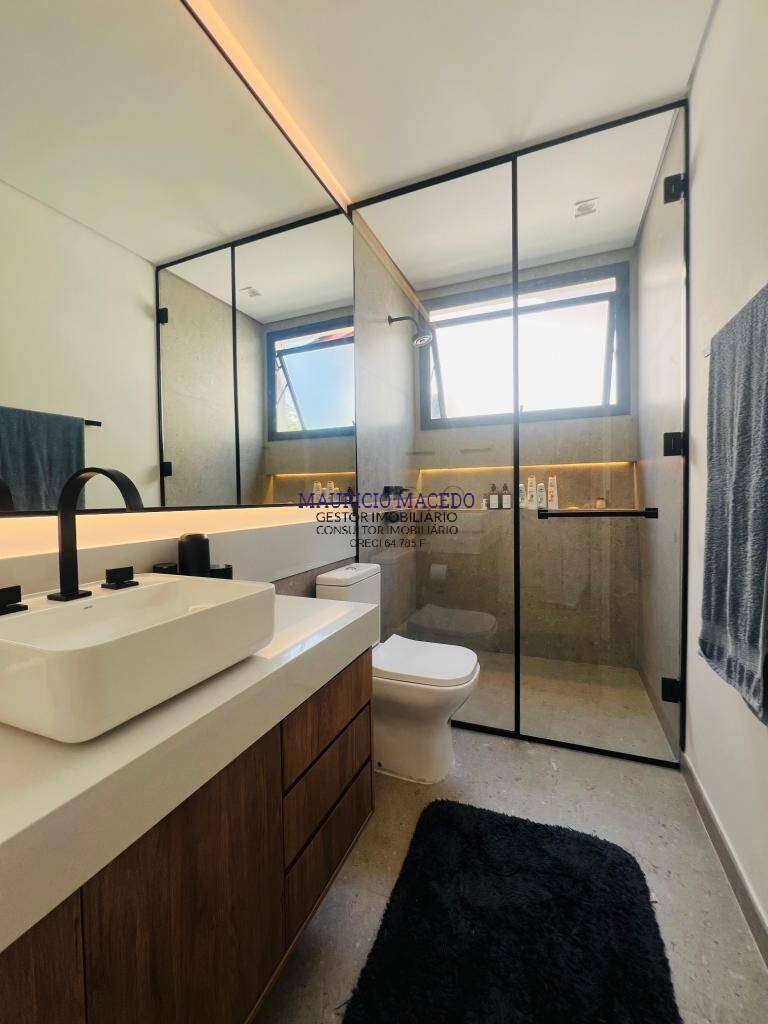 Casa à venda e aluguel com 4 quartos, 750m² - Foto 2