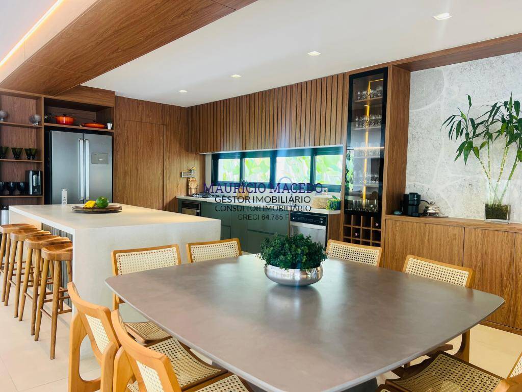 Casa à venda e aluguel com 4 quartos, 750m² - Foto 24