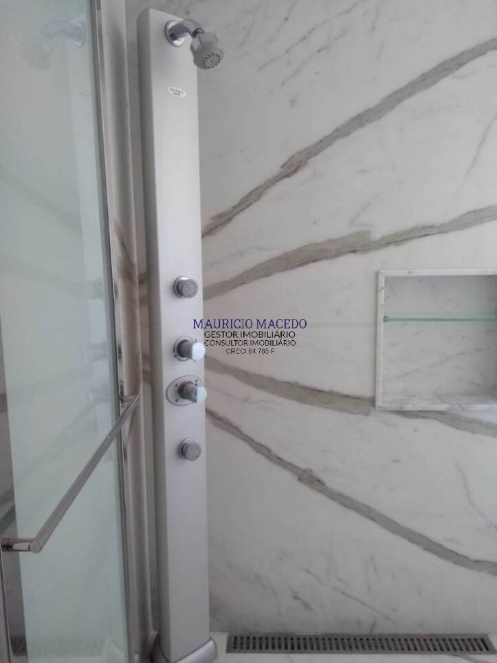 Casa à venda com 5 quartos, 1900m² - Foto 14