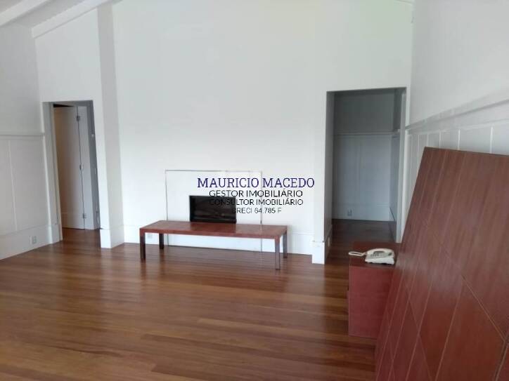 Casa à venda com 5 quartos, 1900m² - Foto 18